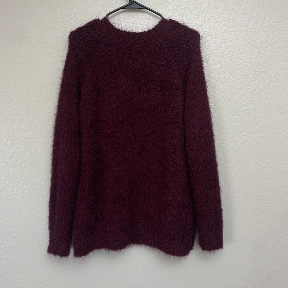 Lauren Conrad‎ Women’s Wine Eyelash Crewneck Sweater Large